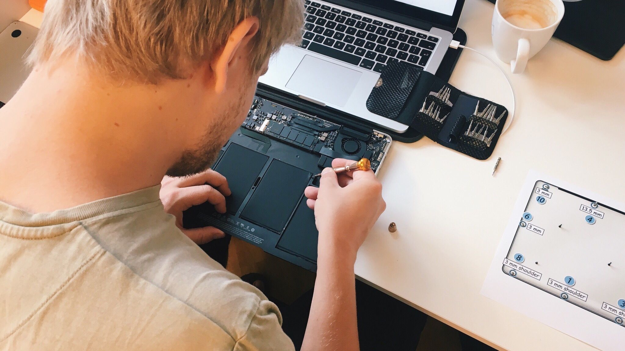 precautions to take before repairing your damaged laptop